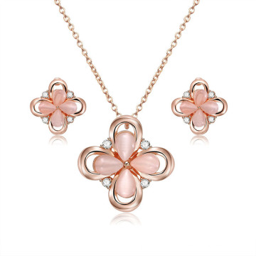 Girl′s Fashion Pink Flower Shaped Opal Bead Jewelry Set